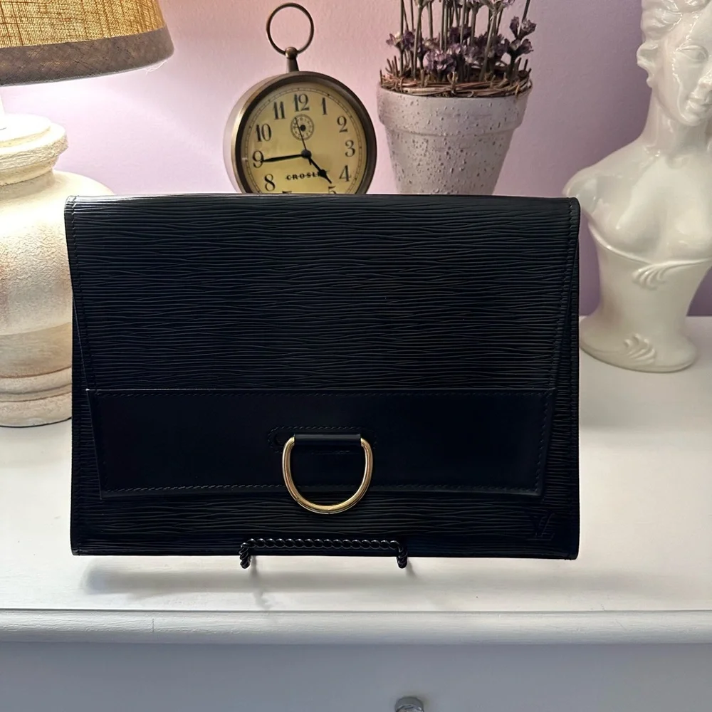 Louis Vuitton Black and Gold Epi Leather Clutch - Picture 5 of 12